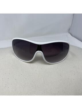 Perry Ellis Men's White and Silver Sunglass